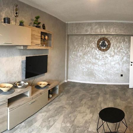 Alfredo Apartament Buzau Luaran gambar