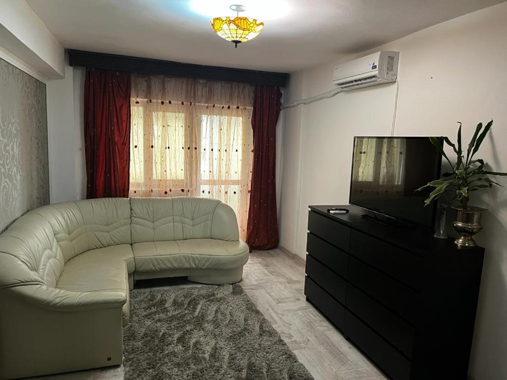 Alfredo Apartament Buzau Luaran gambar