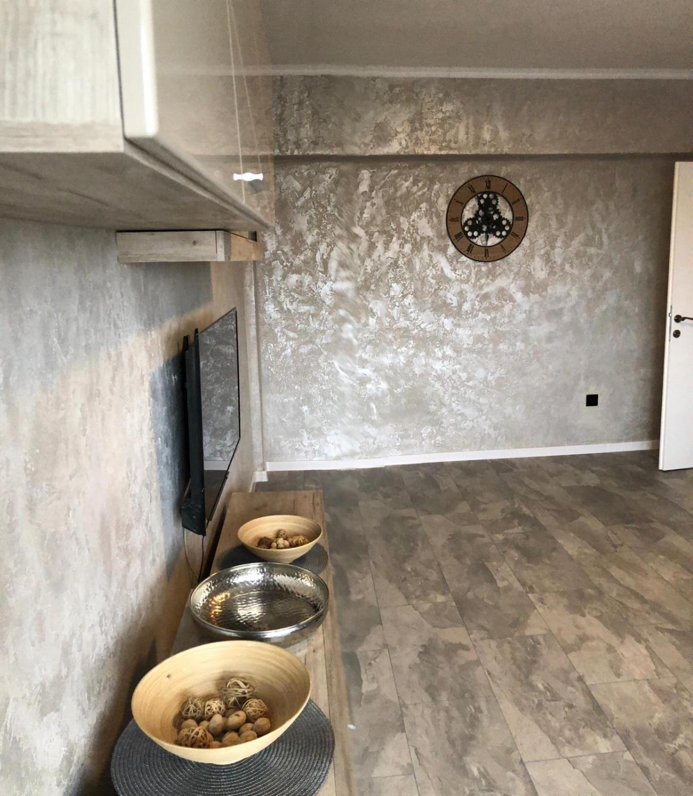 Alfredo Apartament Buzau Luaran gambar